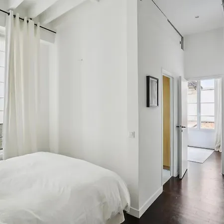 Saint Germain & Buci - 2br - Cityapartmentstay